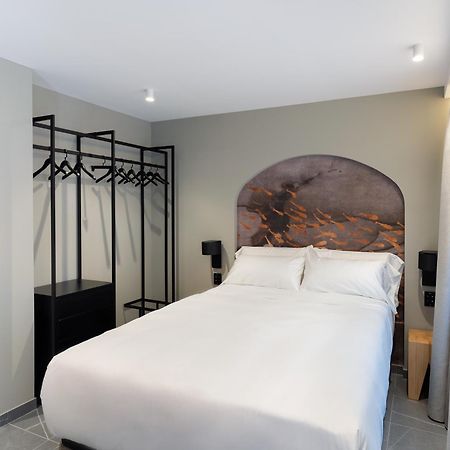 Mauro Suites León Rum bild