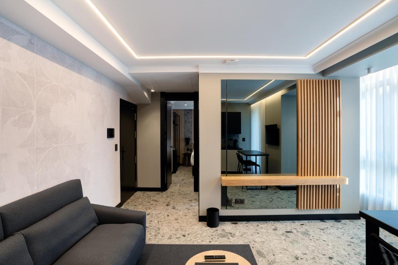 Mauro Suites León Exteriör bild